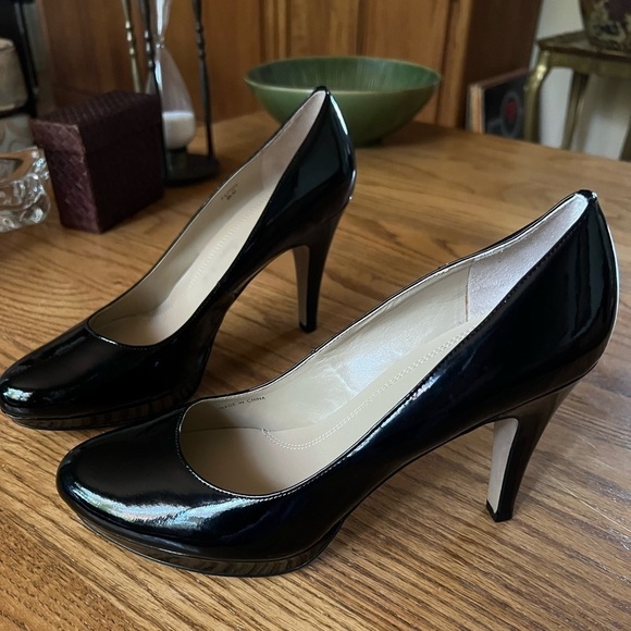 Ellen Tracy Shoes Women’s 8.5 Black Patent Pumps Dress Heels - Picture 1 of 10
